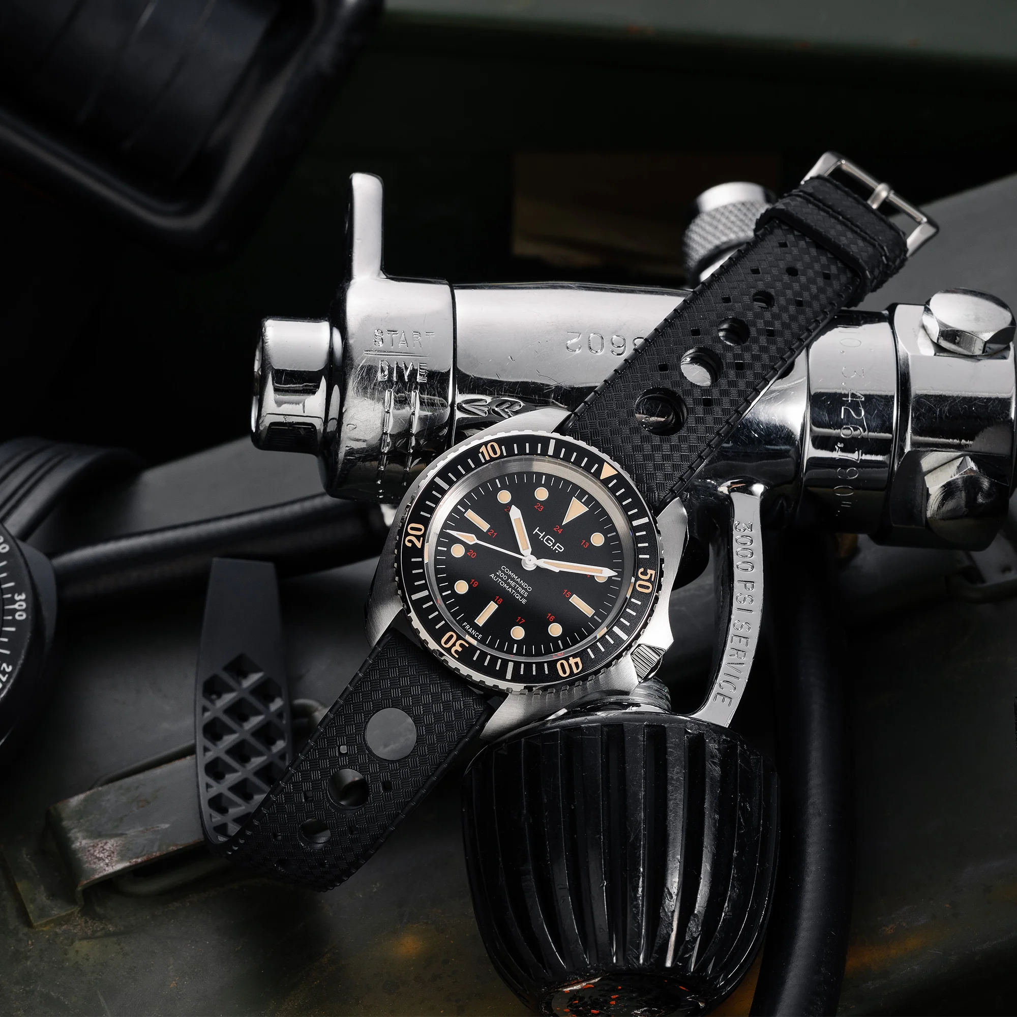 Diver 200M Automatic Commando Vintage Diving Watch - Image 4