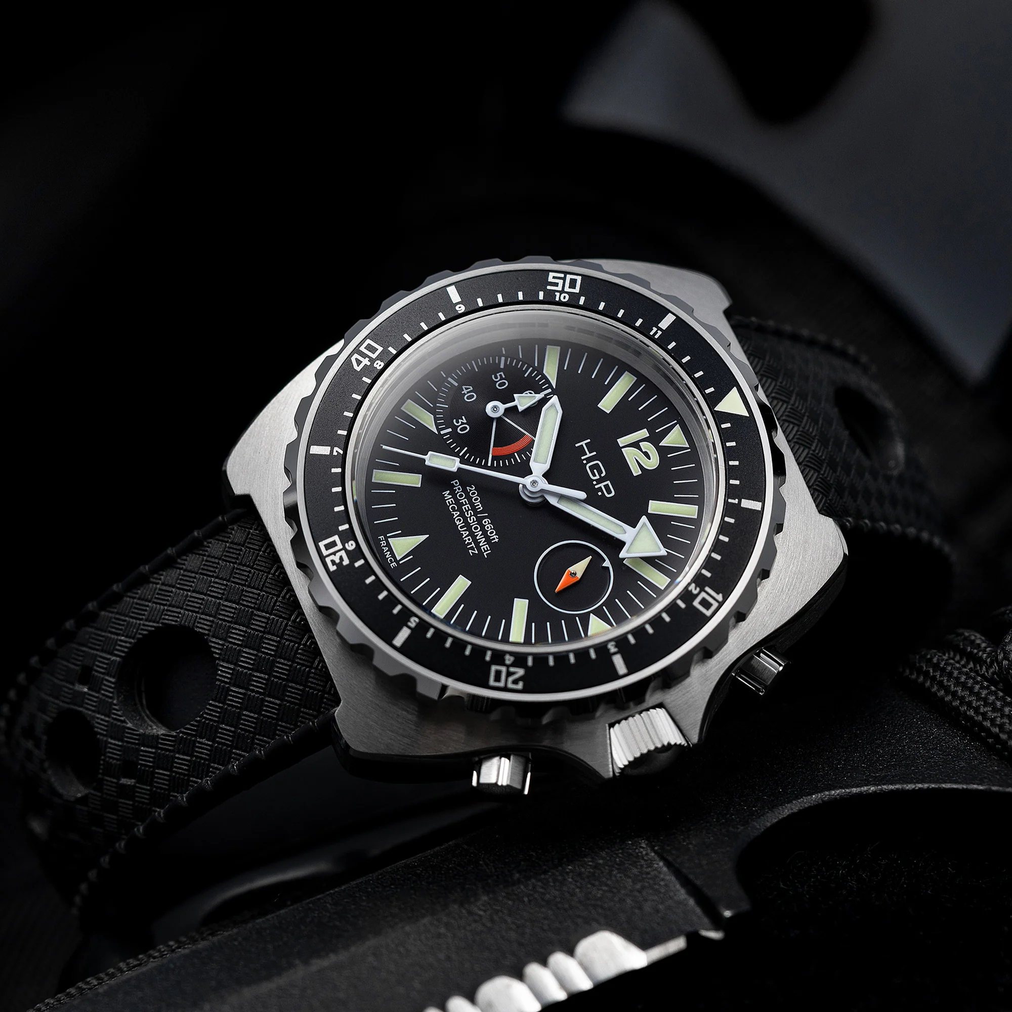 Diver 200M Chrono-Mecaquartz Chronograph - Black Big-Eye - Image 7