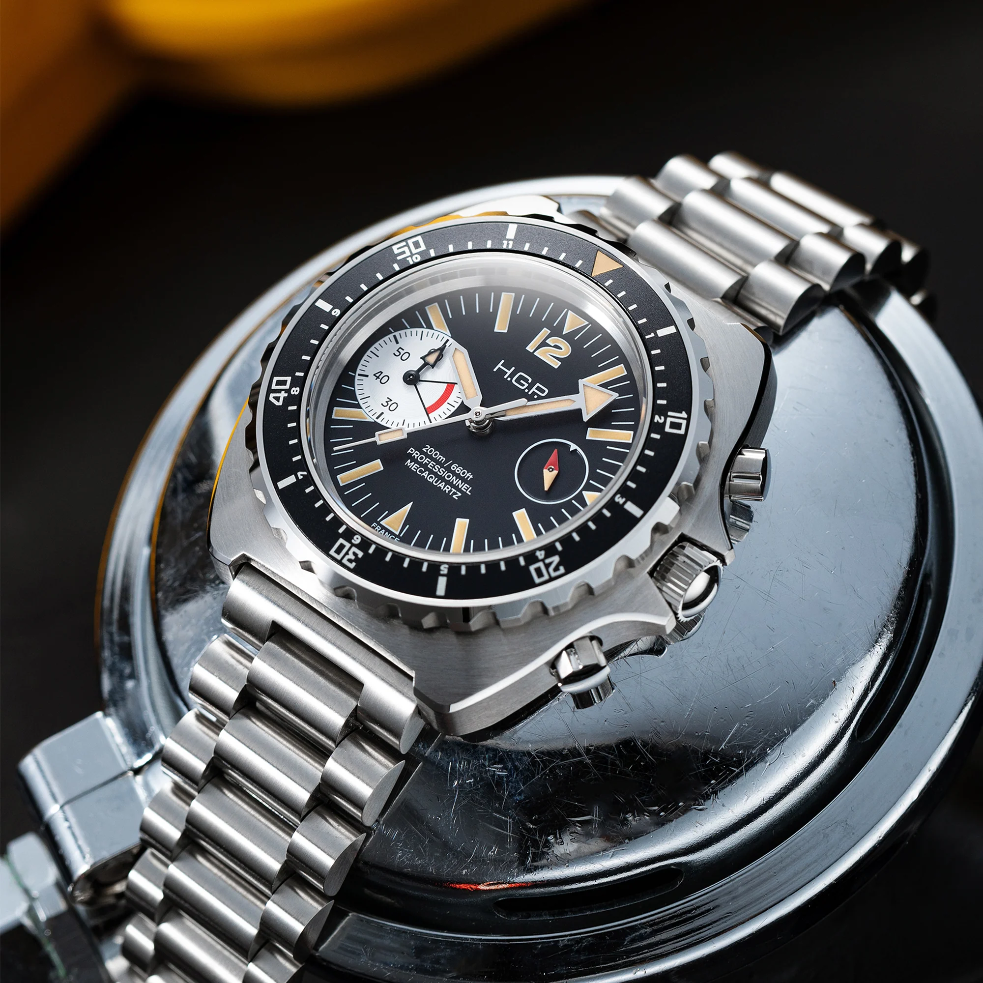 Diver 200M Chrono-Mecaquartz Chronograph - Vintage Black & White Big-Eye - Image 7