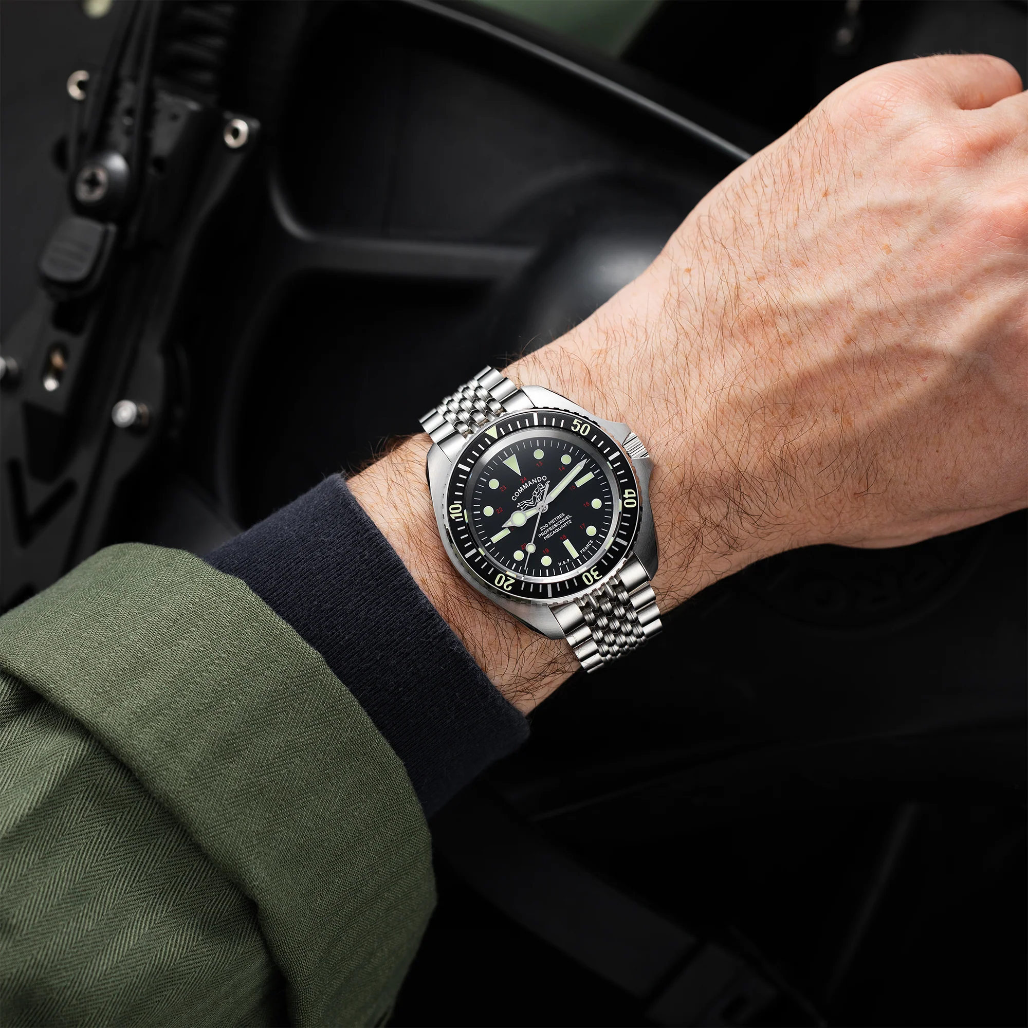 Diver 200M Mecaquartz Commando Diving Watch - Image 9