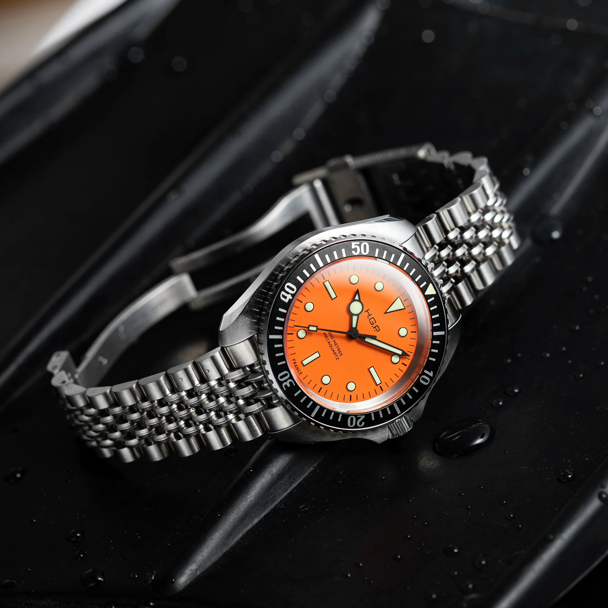 Diver 200M Mecaquartz Diving Watch - Orange - Image 11