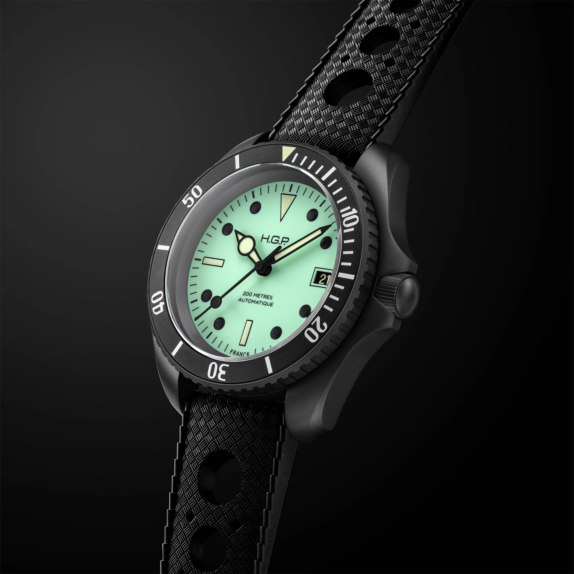 Night Diver 200M Automatic Full-Lume & Black PVD Diving Watch - Image 3